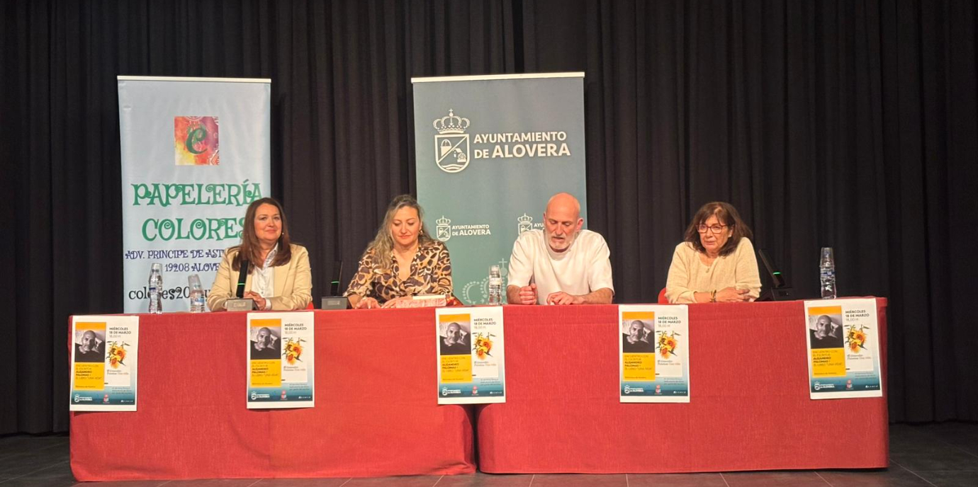 El escritor barcelonés llena la Biblioteca de Alovera 