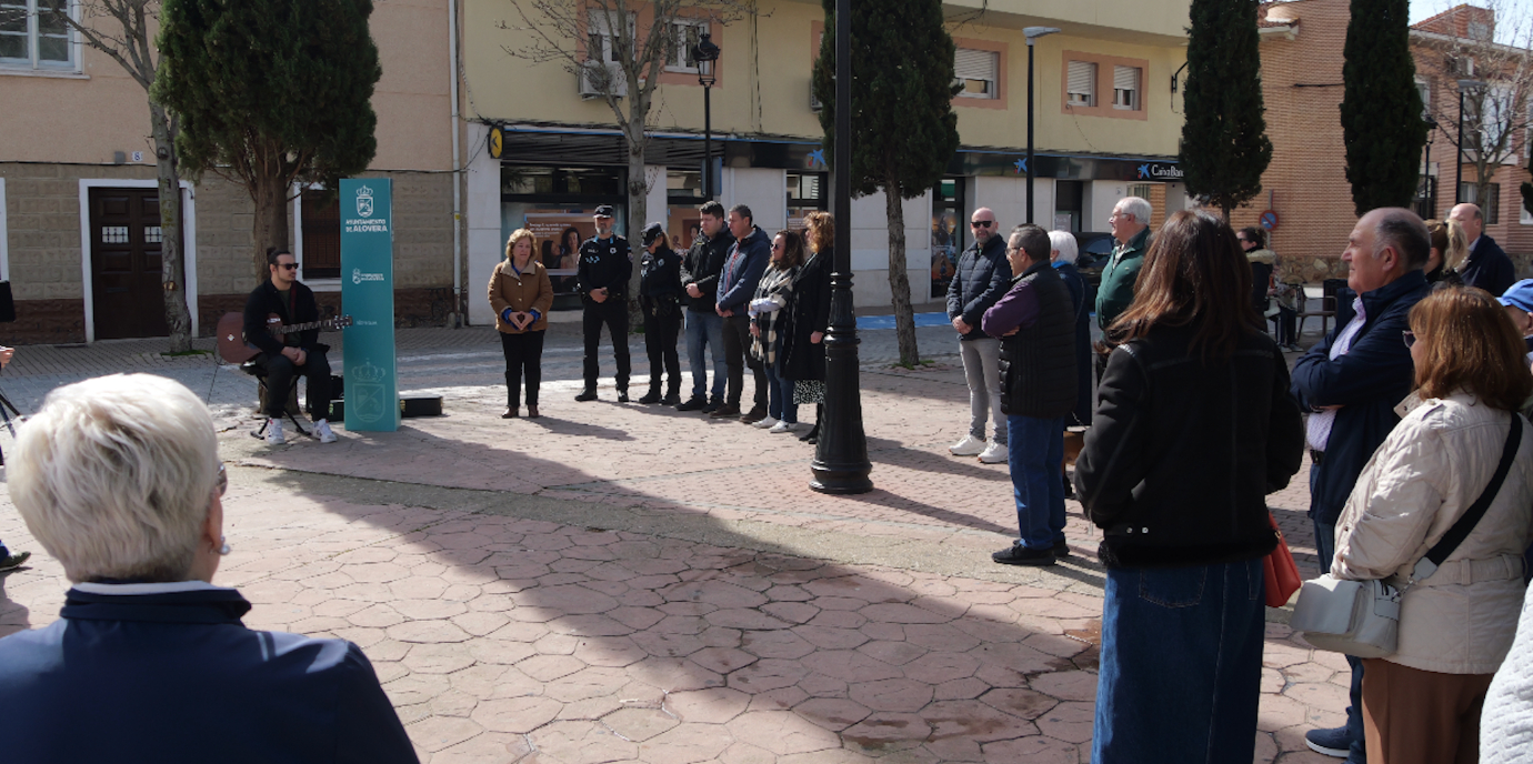 Alovera vuelve a recordar a Sara y Begoña en el aniversario del 11 de marzo.